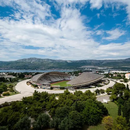 Luxury Lolipop Apartment